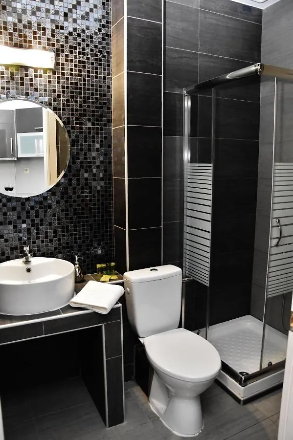 Cross Plaza Aparthotel Stavros