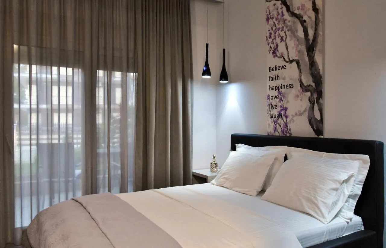 Cross Plaza Aparthotel Stavros  Stavros (Thessaloniki)